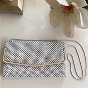 Chain mail clutch vintage white gold
